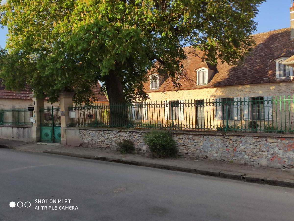 L'Amalgam' Ainay-le-Vieil Exterior foto